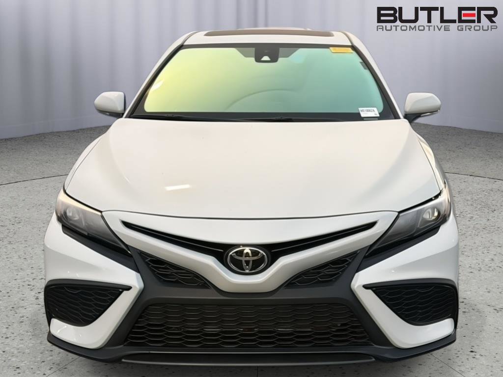Certified 2024 Toyota Camry SE w/ Convenience Package FWD image 3