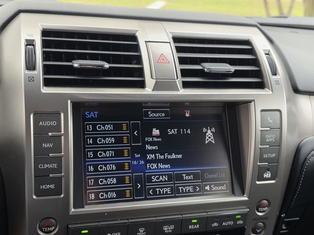 Used 2021 Lexus GX 460 Luxury w/ Accessory Package image 23