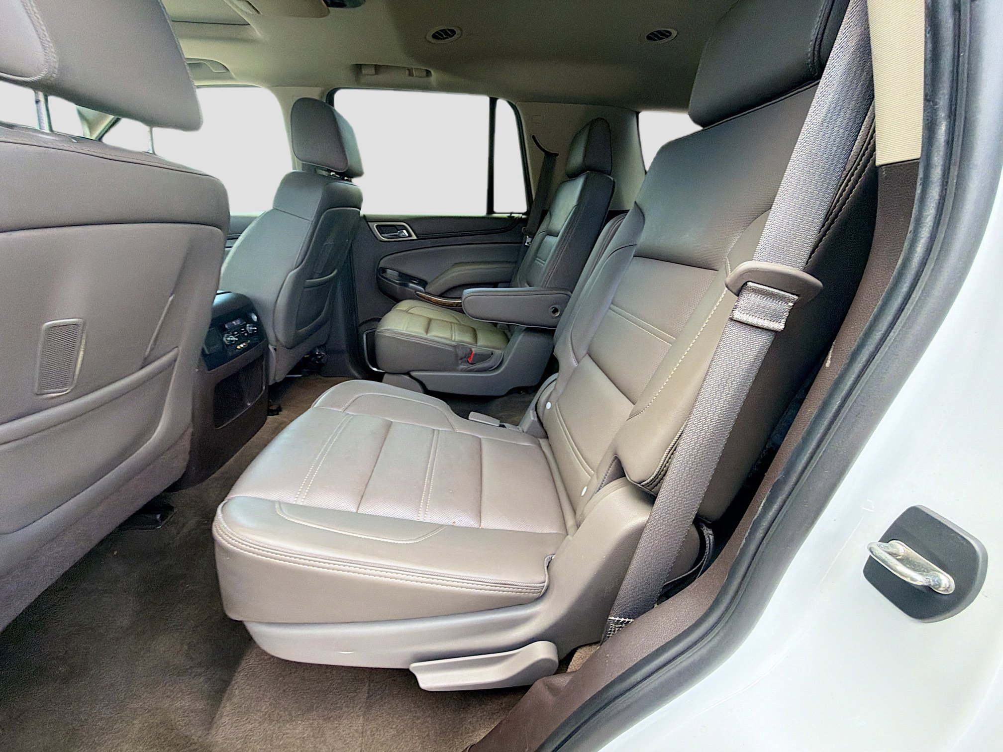 Used 2016 GMC Yukon Denali w/ Open Road Package image 23