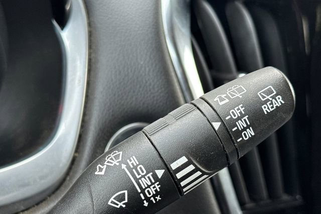 Used 2020 Chevrolet Traverse RS image 41