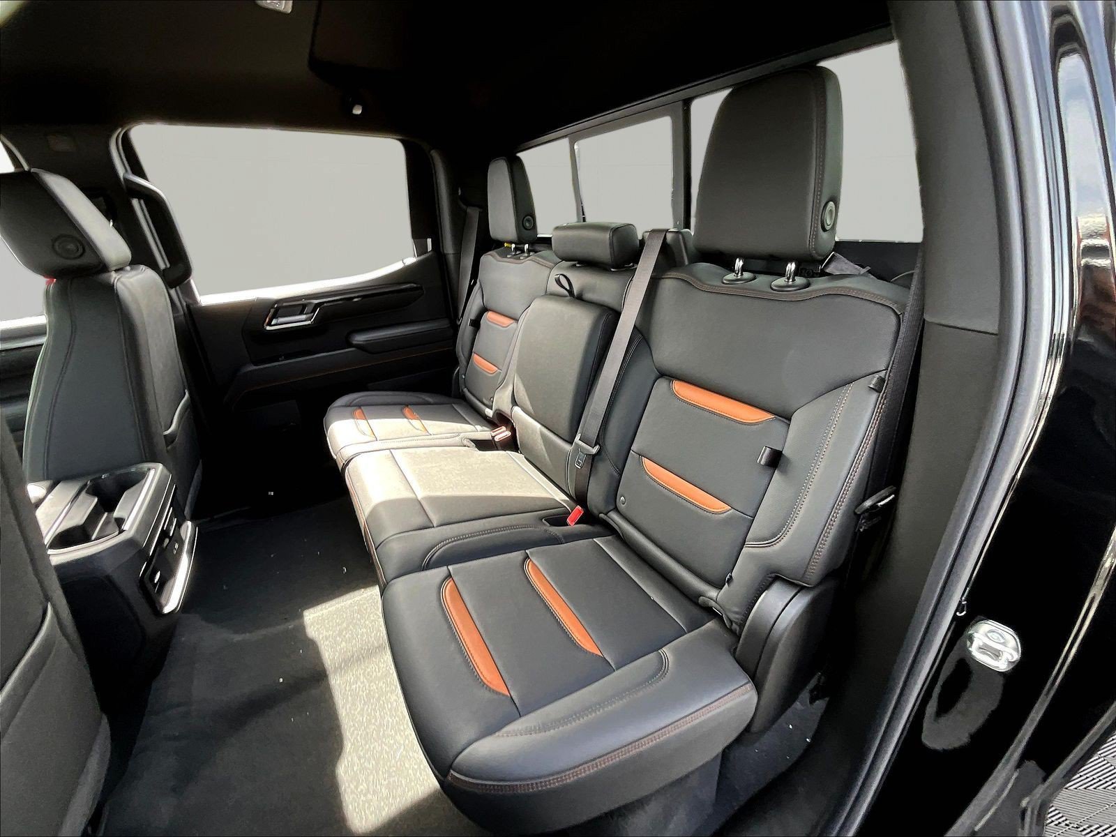 New 2026 GMC Sierra 1500 AT4 w/ AT4 Premium Package AWD/4WD image 17