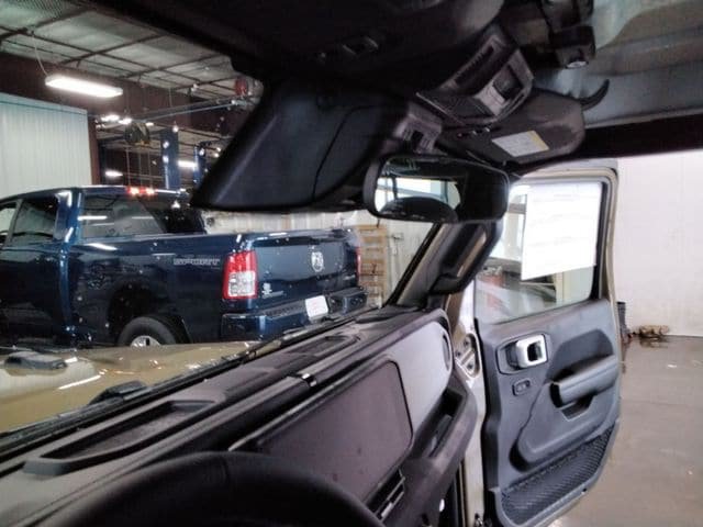 New 2026 Jeep Gladiator Sport AWD/4WD image 22