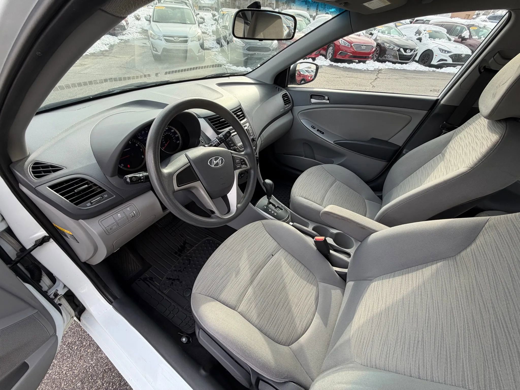 Used 2016 Hyundai Accent SE image 18