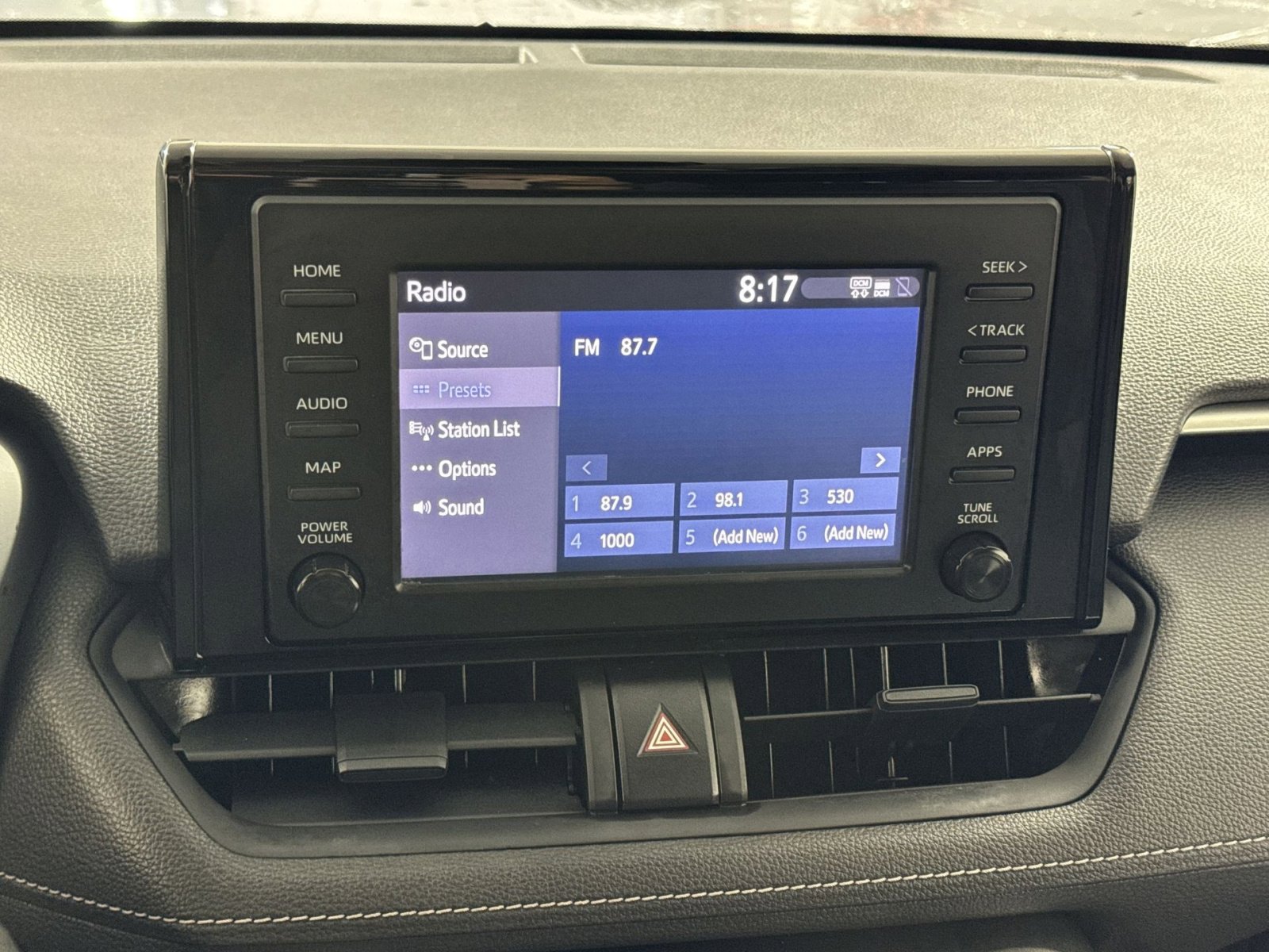 Used 2019 Toyota RAV4 XLE image 18