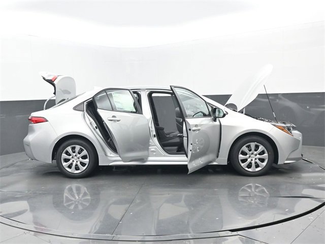 New 2026 Toyota Corolla LE image 31