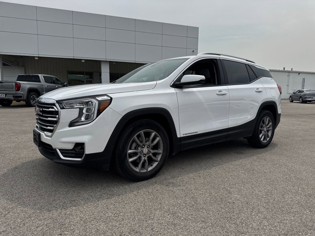 Used 2022 GMC Terrain SLT w/ LPO, Floor Liner Package