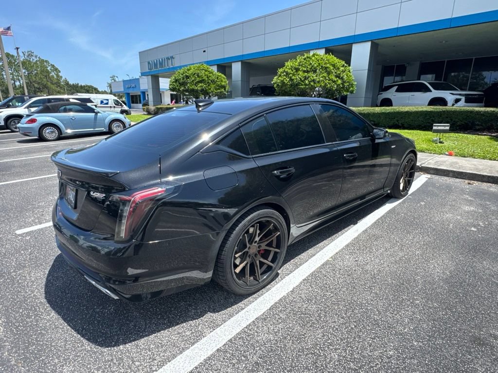 Used 2021 Cadillac CT5 V RWD image 11