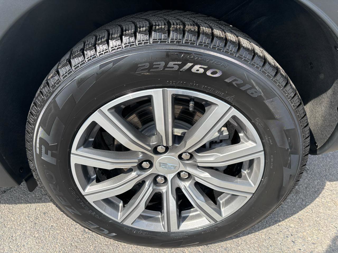 Used 2022 Cadillac XT4 Sport image 11