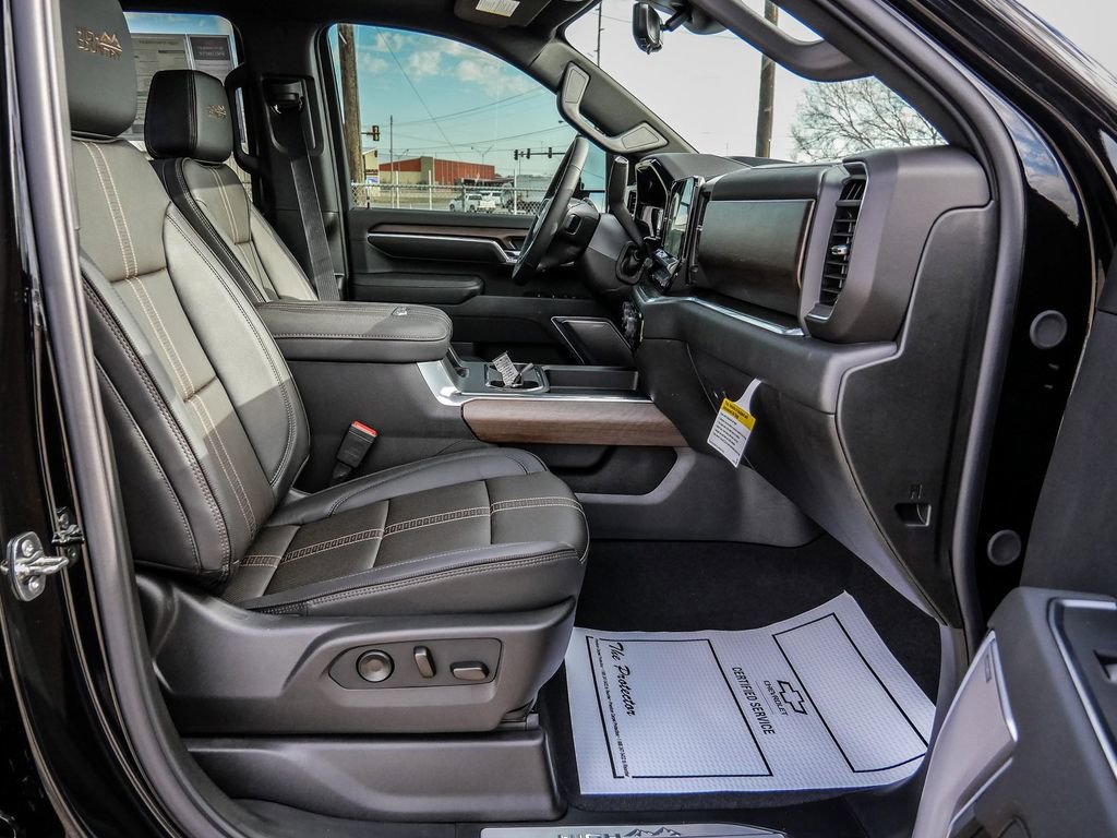 New 2026 Chevrolet Silverado 2500 High Country w/ Technology Package AWD/4WD image 16