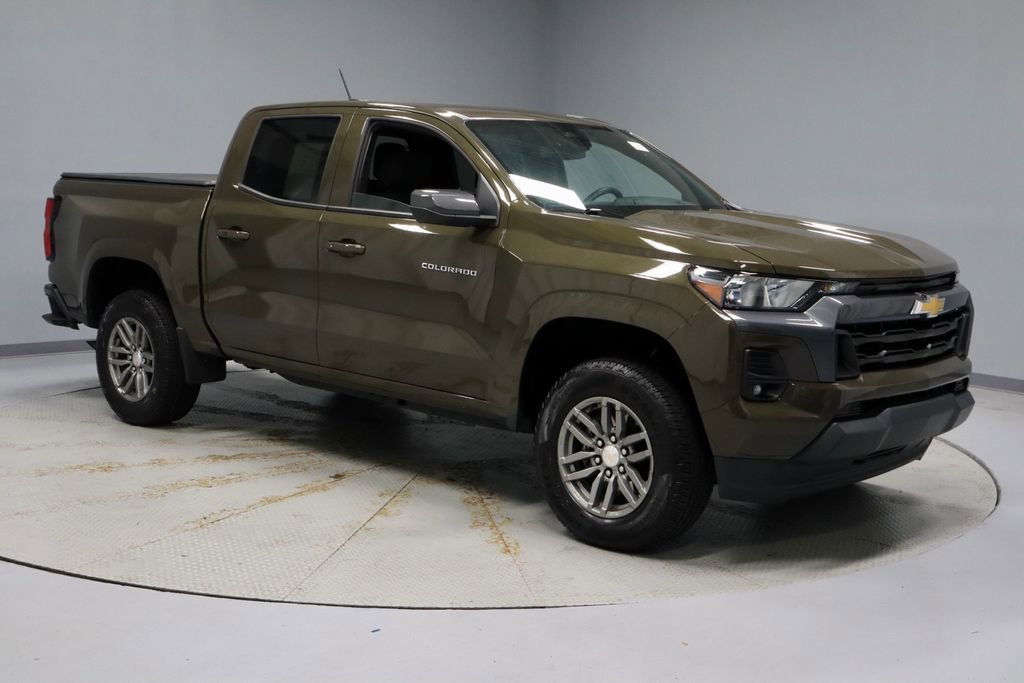 Used 2023 Chevrolet Colorado LT w/ LT Convenience Package RWD image 1