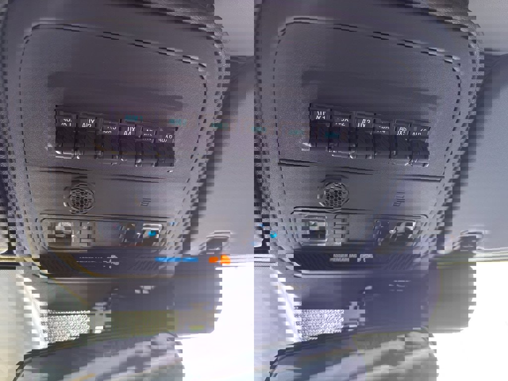 New 2025 Ford Bronco Heritage Edition image 35