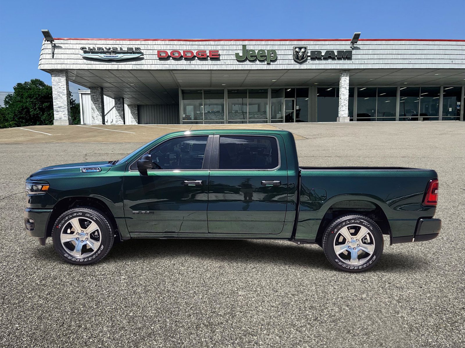 New 2026 RAM 1500 Express RWD image 3