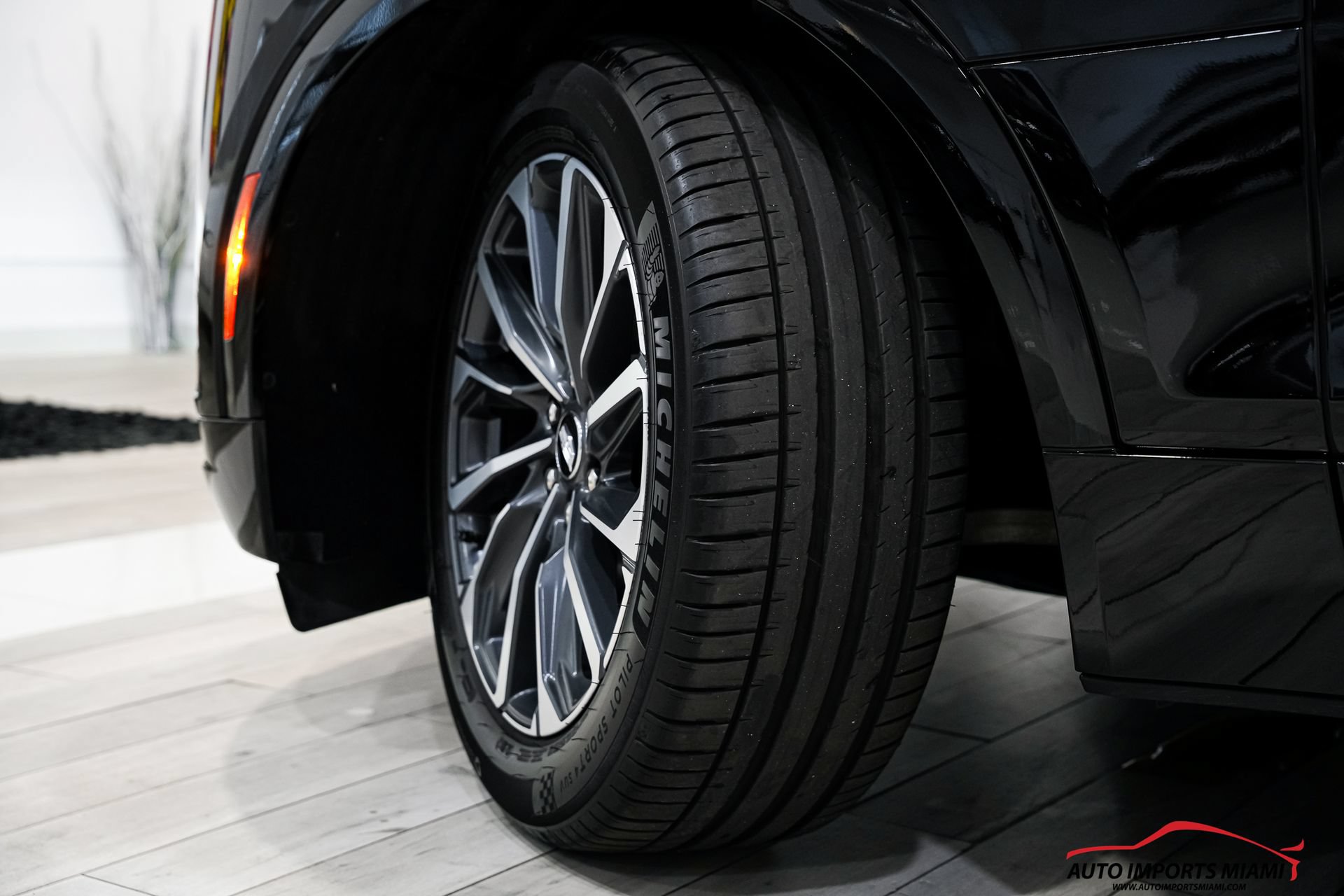 Used 2024 Cadillac Lyriq Sport RWD image 82