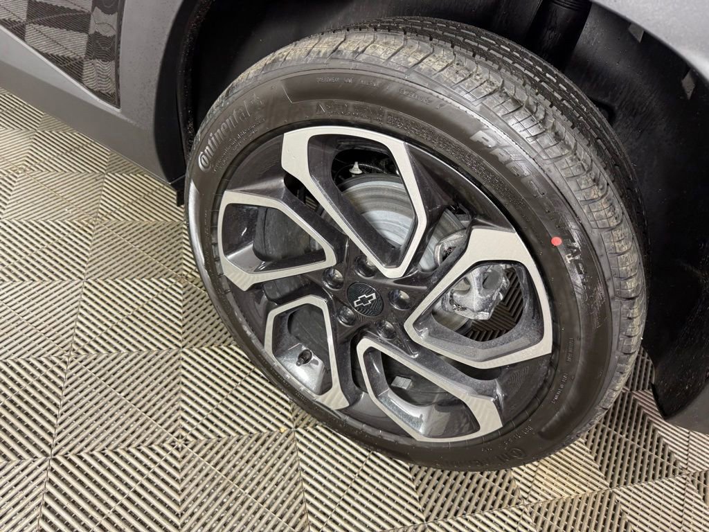 New 2026 Chevrolet Trax RS w/ Driver Confidence Package image 10