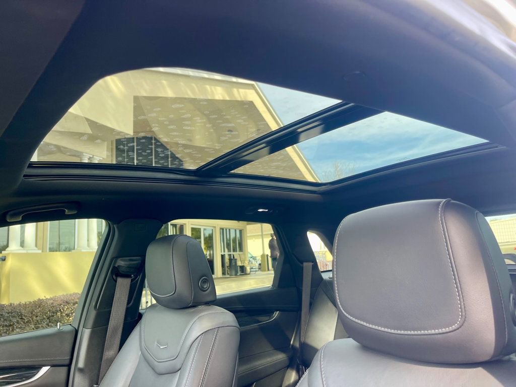 Used 2020 Cadillac XT5 Premium Luxury image 17