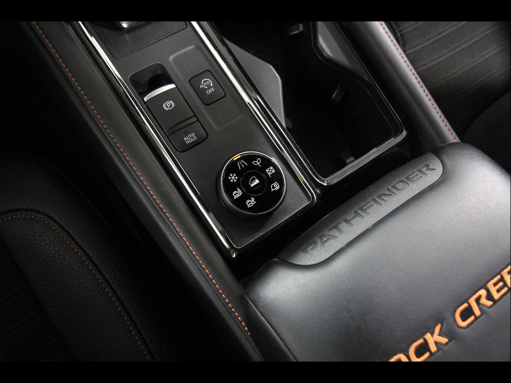 Used 2024 Nissan Pathfinder Rock Creek AWD/4WD image 15