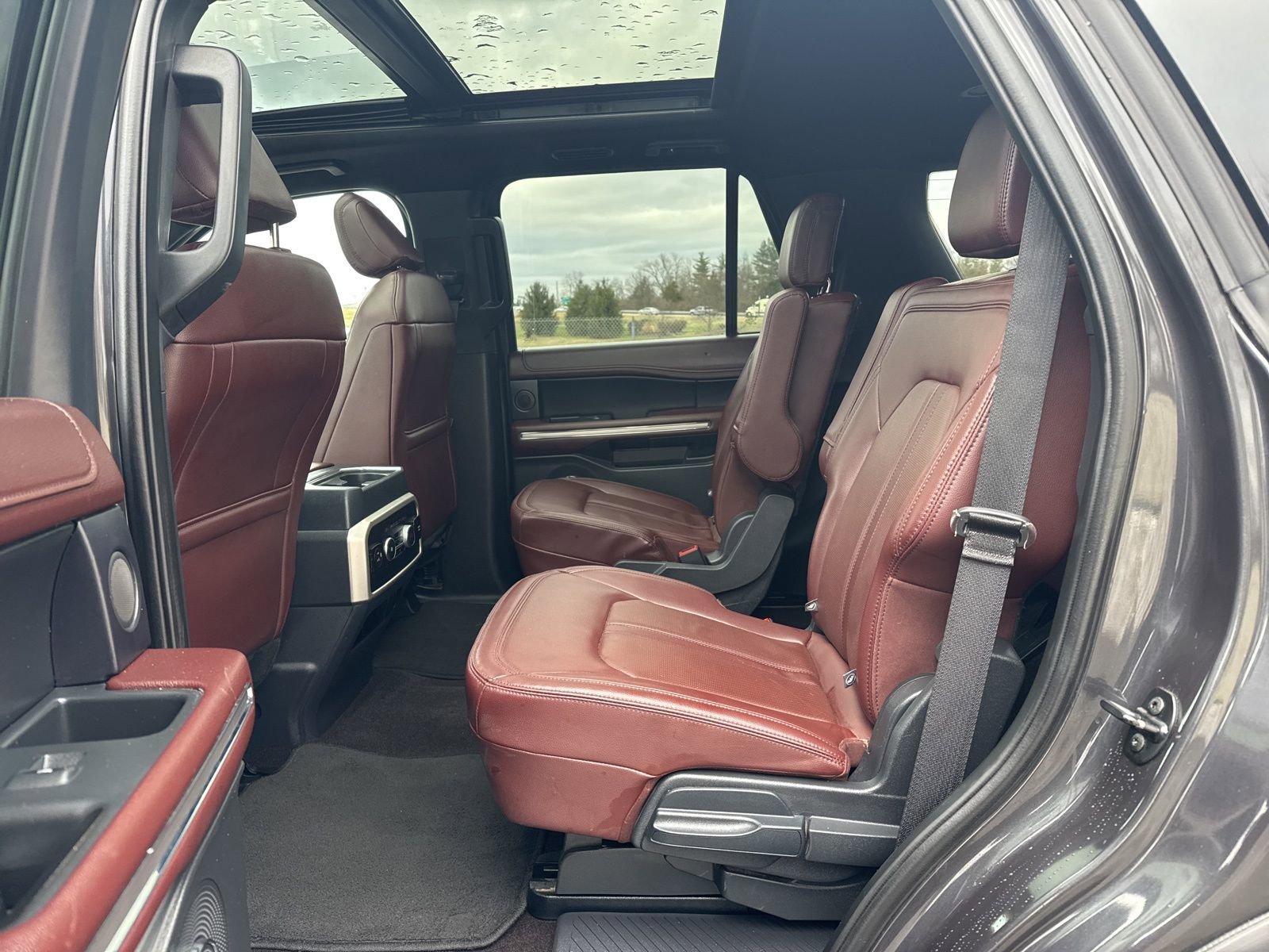 Used 2023 Ford Expedition Limited image 21