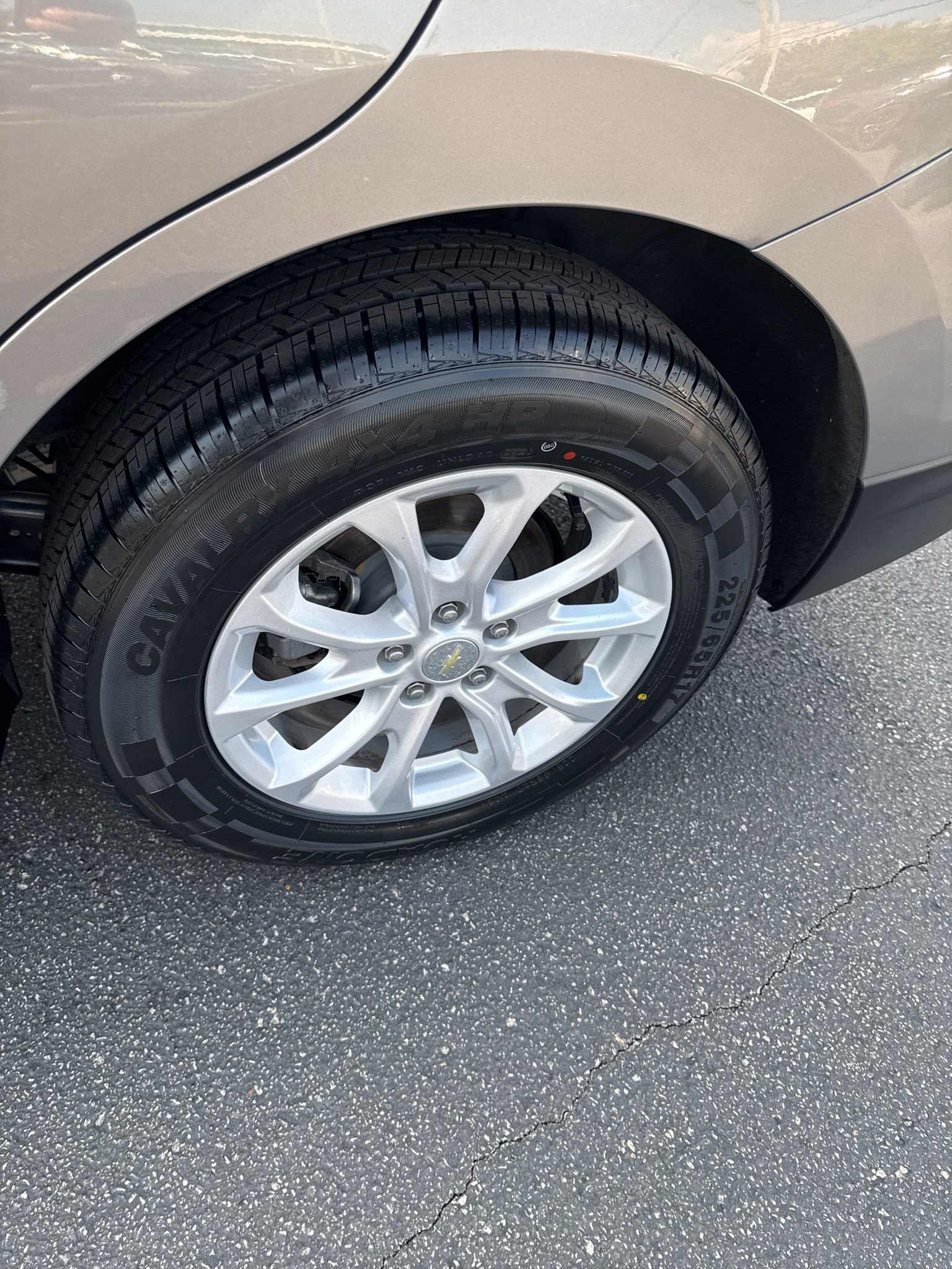 Used 2019 Chevrolet Equinox LT w/ Sun & Navigation Package image 25