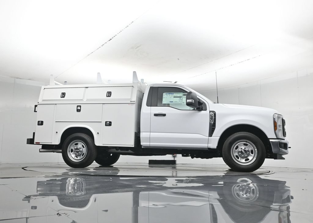 New 2026 Ford F350 XL w/ XL Chrome Package RWD image 56