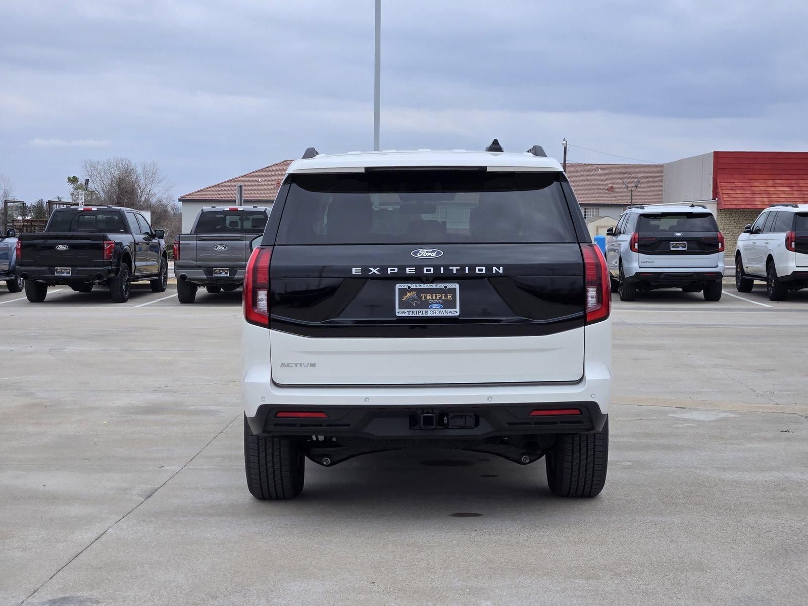 New 2026 Ford Expedition Active RWD image 8