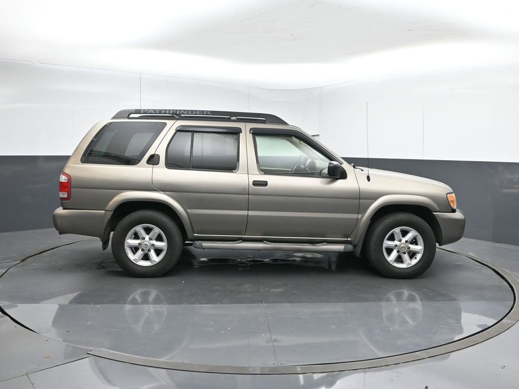 Used 2004 Nissan Pathfinder SE w/ (POP) SE Popular Pkg image 6
