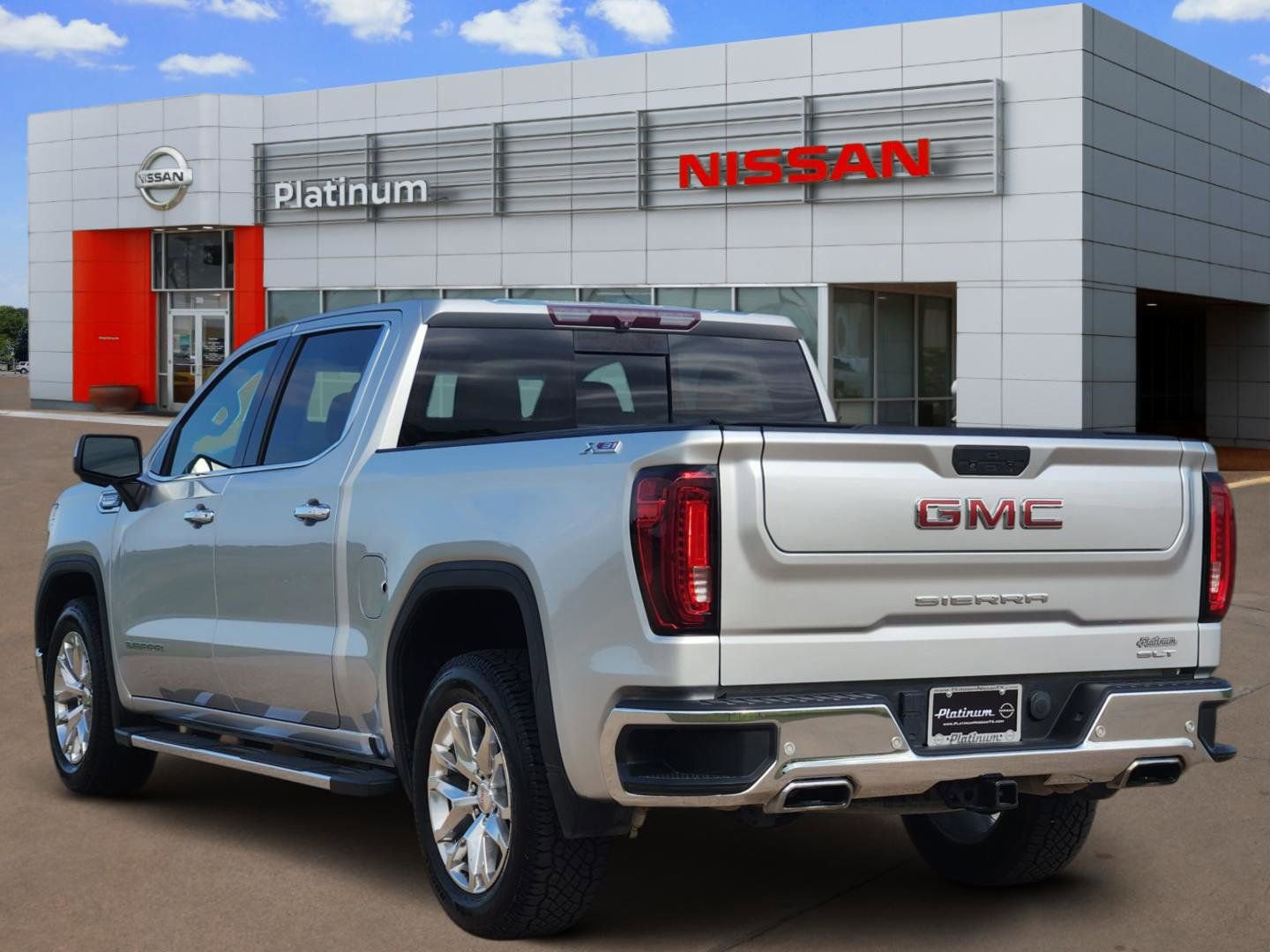 Used 2020 GMC Sierra 1500 SLT AWD/4WD image 5