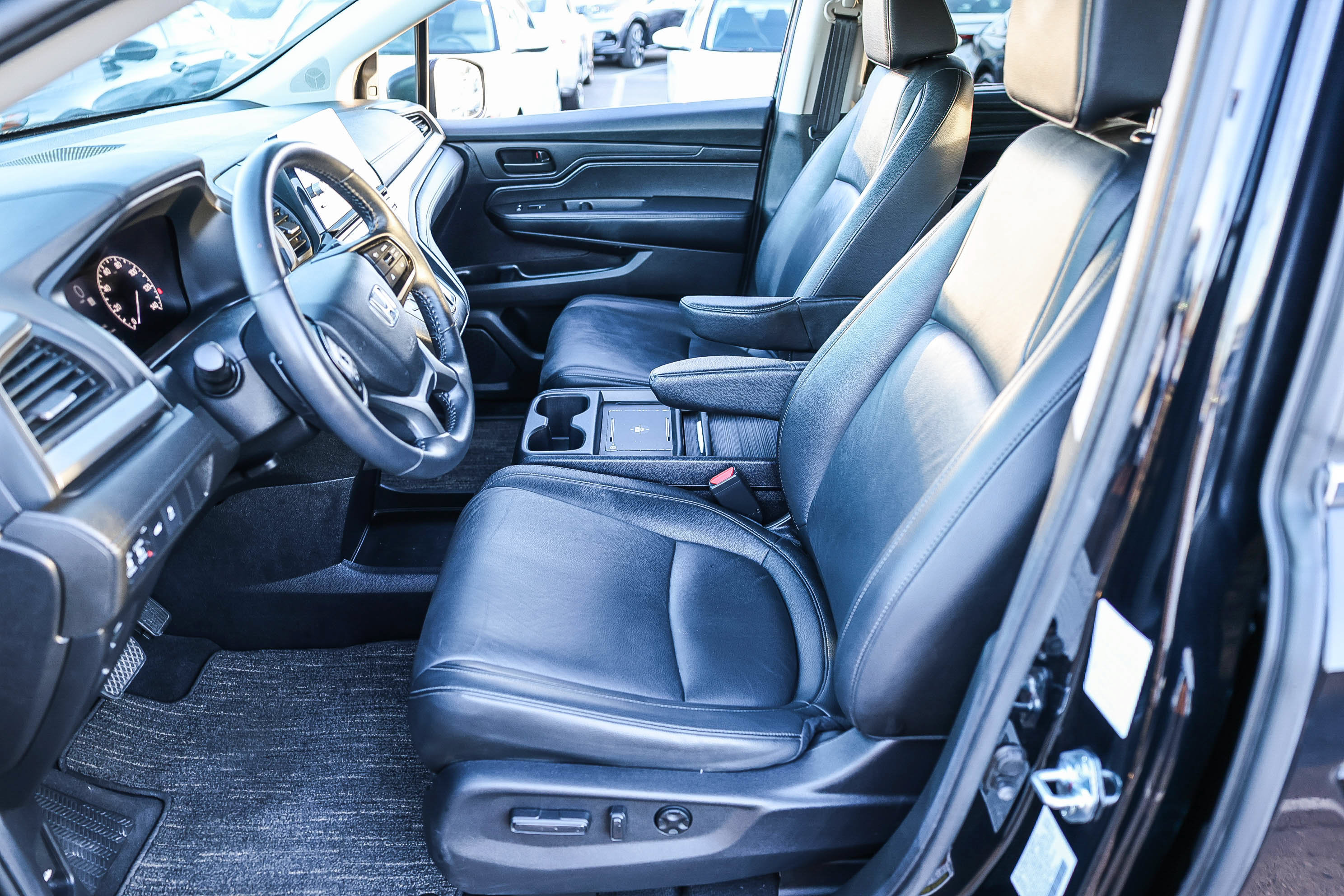 Certified 2025 Honda Odyssey EX-L image 10