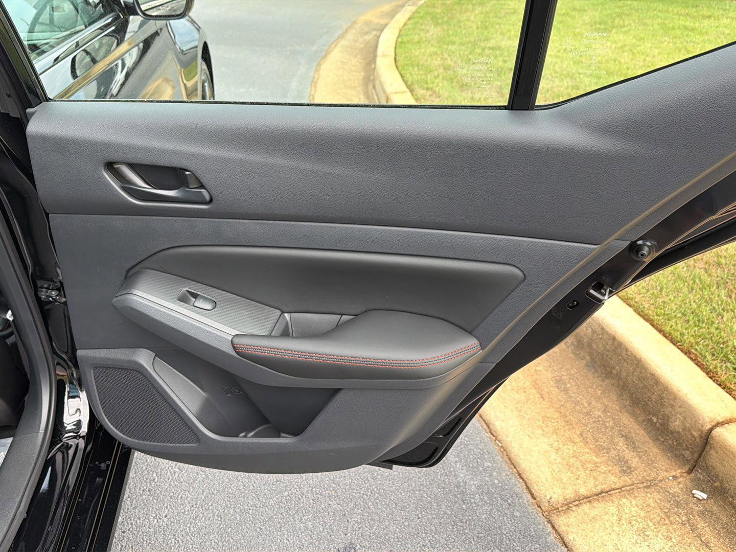 New 2026 Nissan Altima 2.5 SR w/ SR Midnight Edition Package FWD image 15