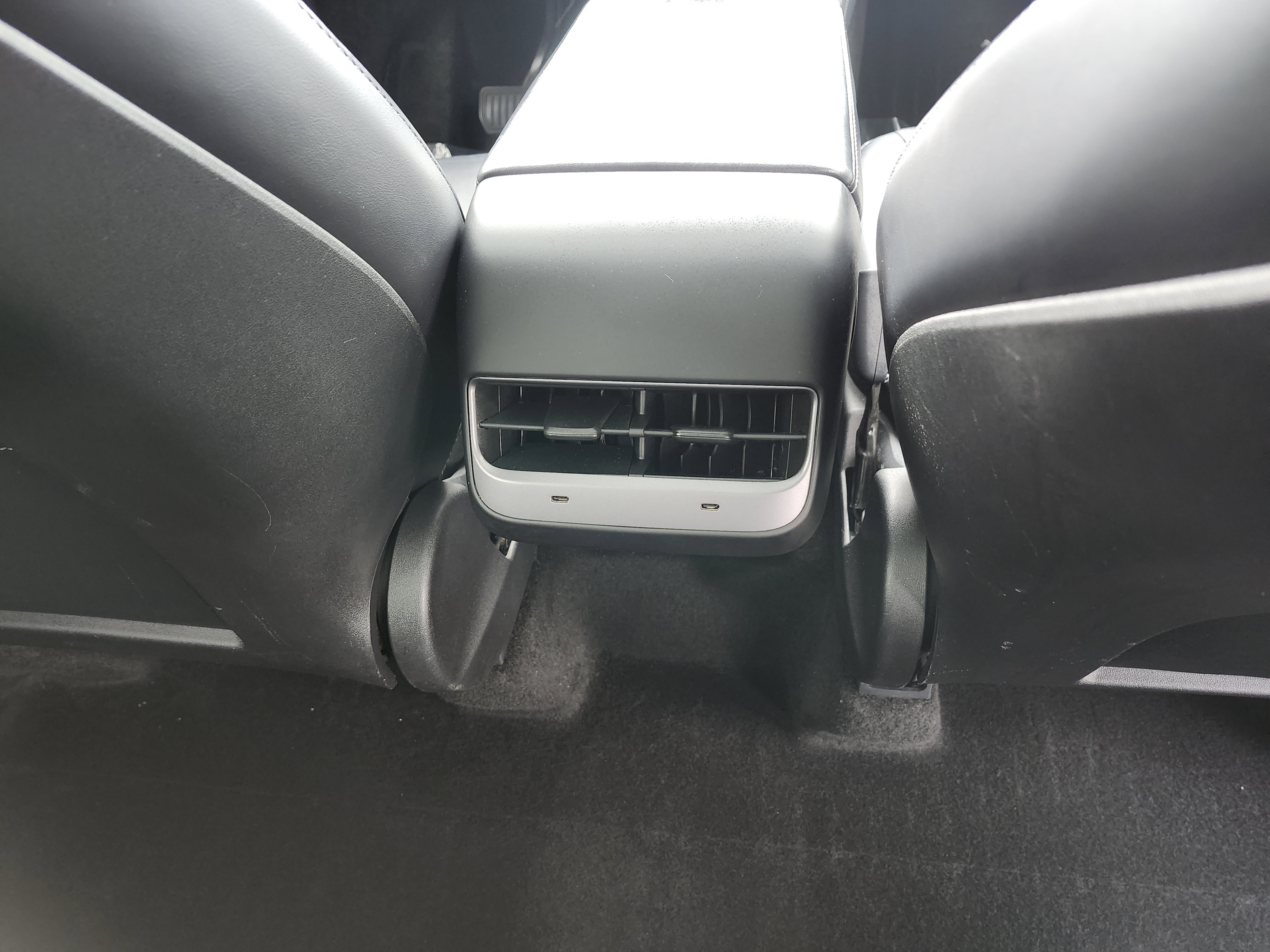 Used 2021 Tesla Model Y Long Range image 23