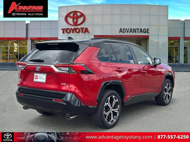Used 2023 Toyota RAV4 XSE w/ Weather Package AWD/4WD image 7