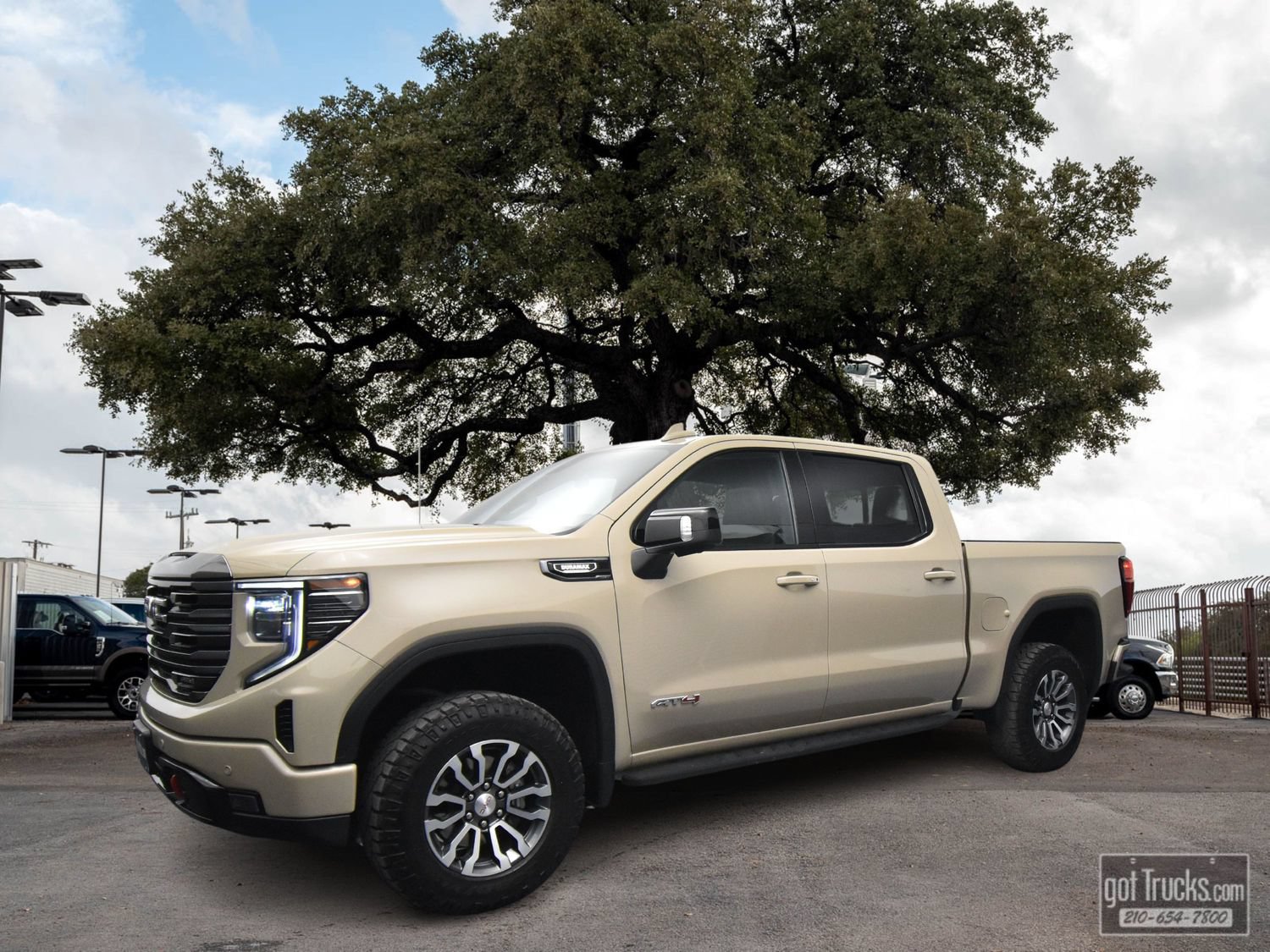 Used 2023 GMC Sierra 1500 AT4 w/ AT4 Premium Package