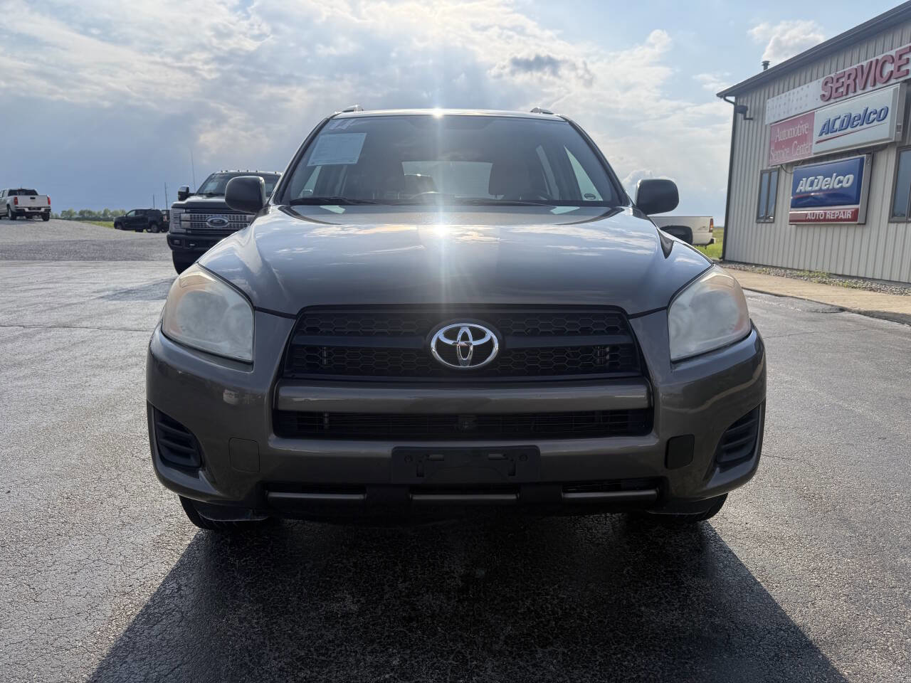 Used 2011 Toyota RAV4 4WD w/ Base L4 Extra Value Pkg image 3