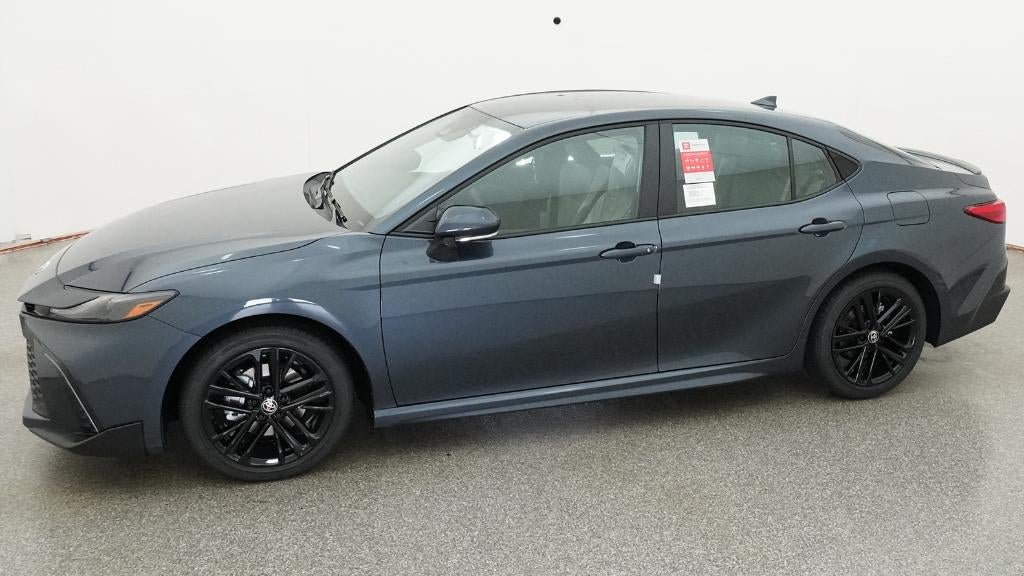 New 2026 Toyota Camry SE FWD image 2