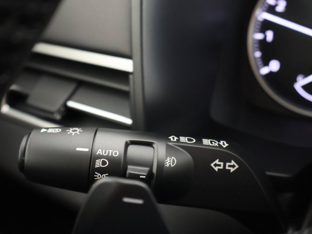 New 2026 Mitsubishi Outlander LE FWD image 42