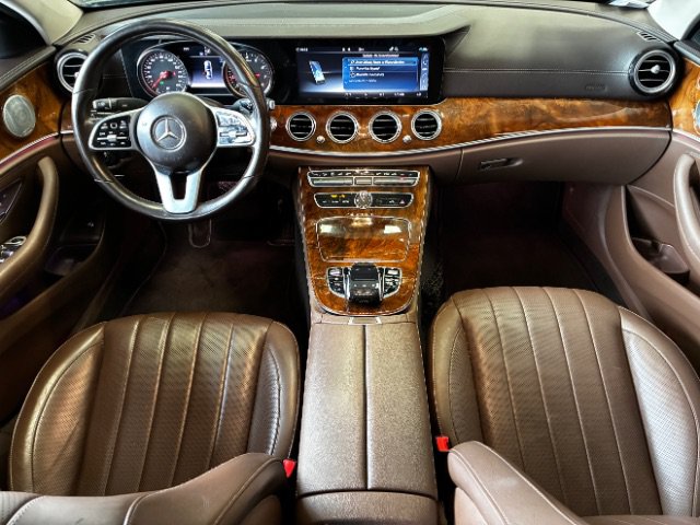 Used 2019 Mercedes-Benz E 300 4MATIC w/ Driver Assistance Package image 3