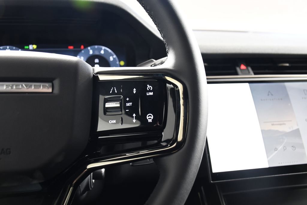 Certified 2026 Land Rover Range Rover Evoque Dynamic SE image 29