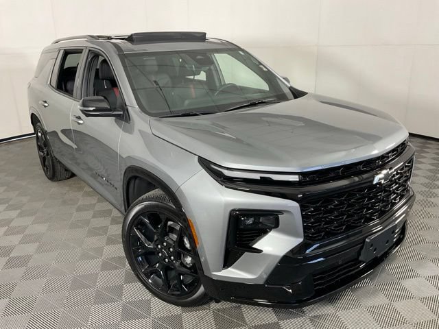 Used 2026 Chevrolet Traverse RS w/ LPO, Floor Liner Package FWD image 41