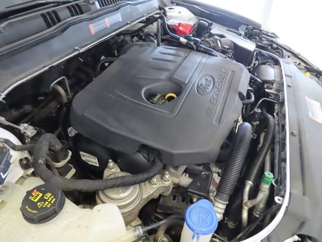 Used 2018 Ford Fusion SE w/ Fusion SE Technology Package image 32