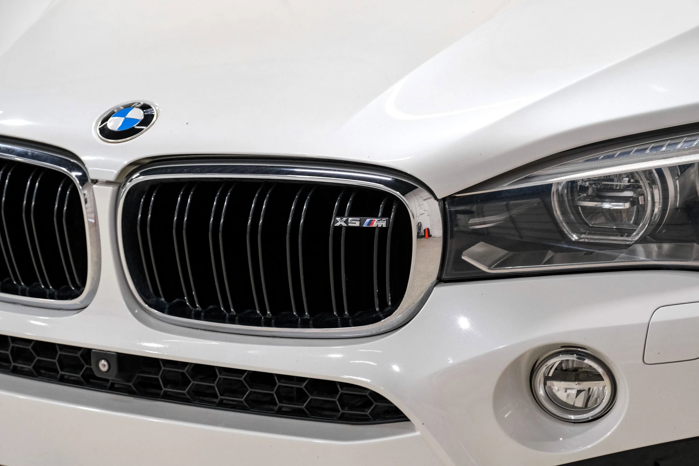 Used 2018 BMW X5 M image 49