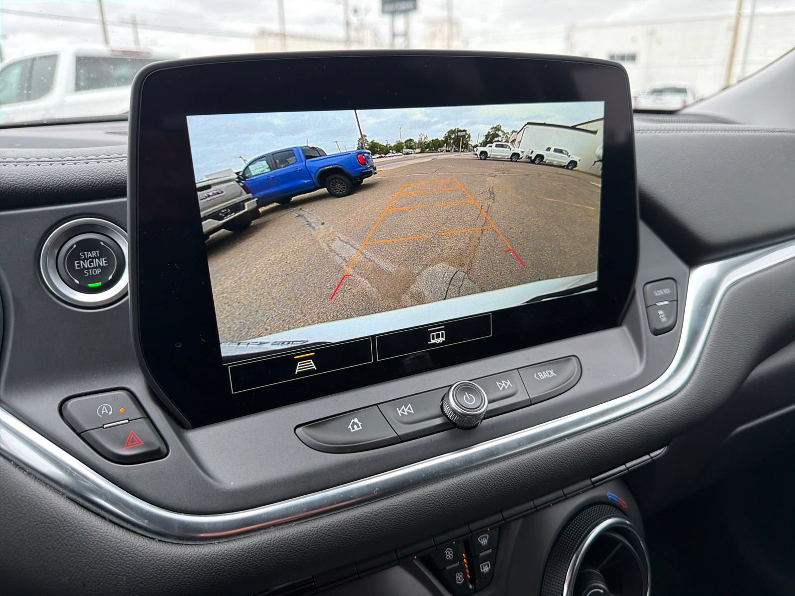 Used 2025 Chevrolet Blazer LT AWD/4WD image 22