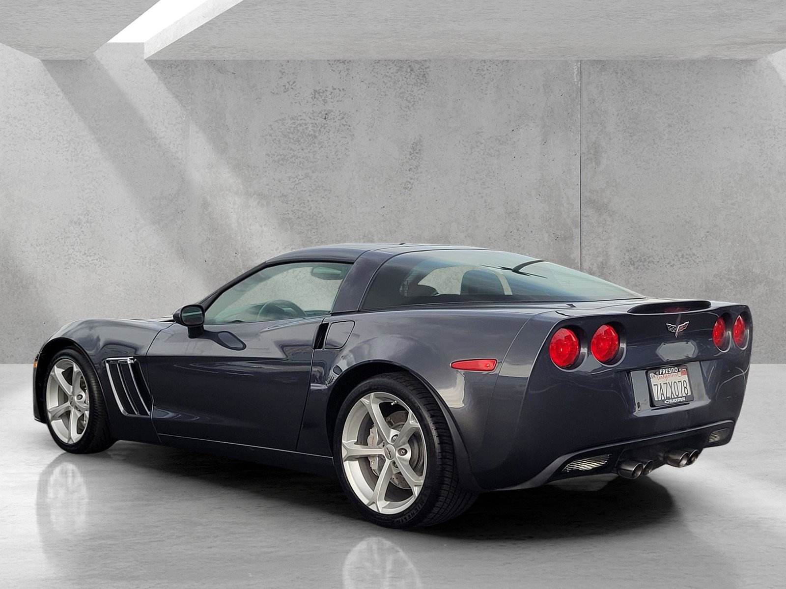 Used 2013 Chevrolet Corvette Grand Sport w/ 2LT Preferred Equipment Group image 6