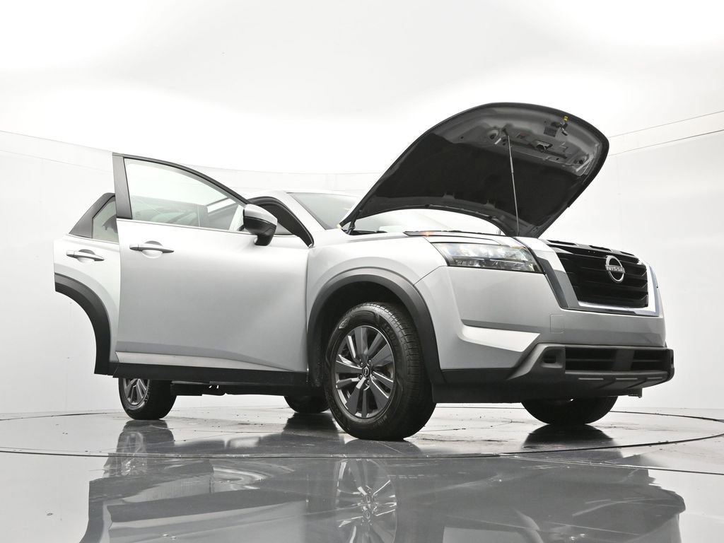 Certified 2024 Nissan Pathfinder SV image 51