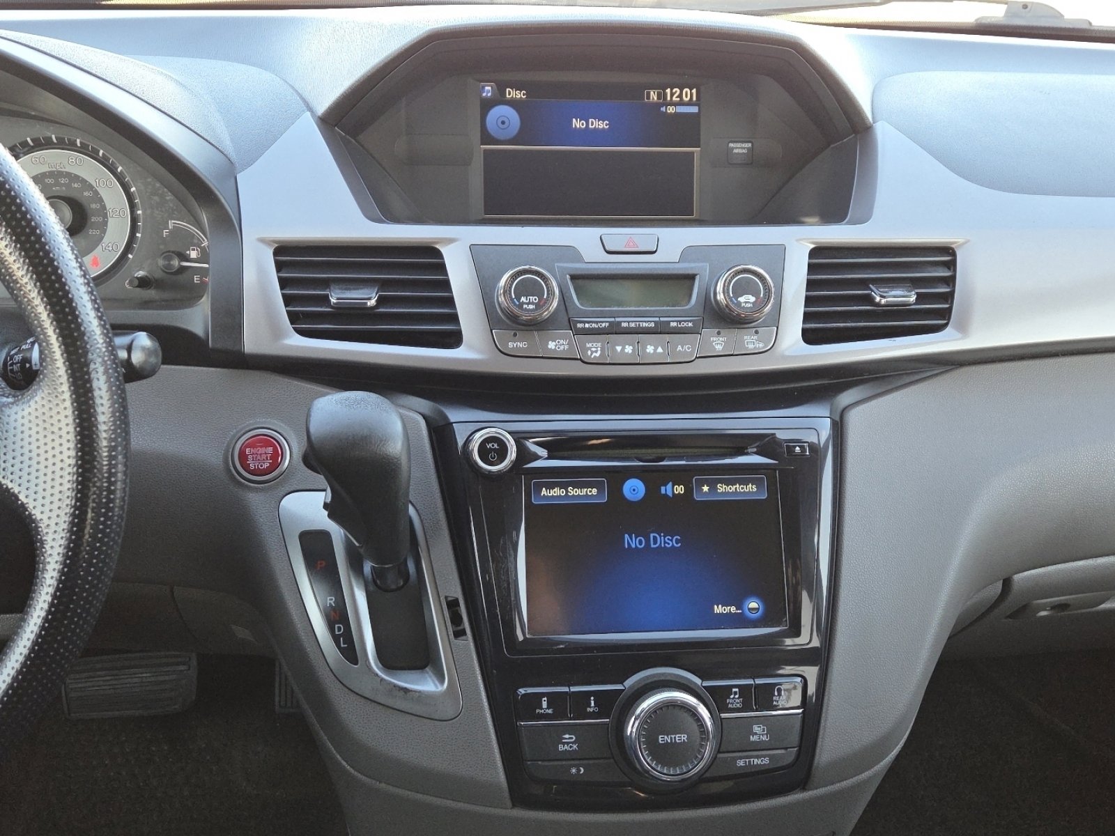 Used 2016 Honda Odyssey SE image 25