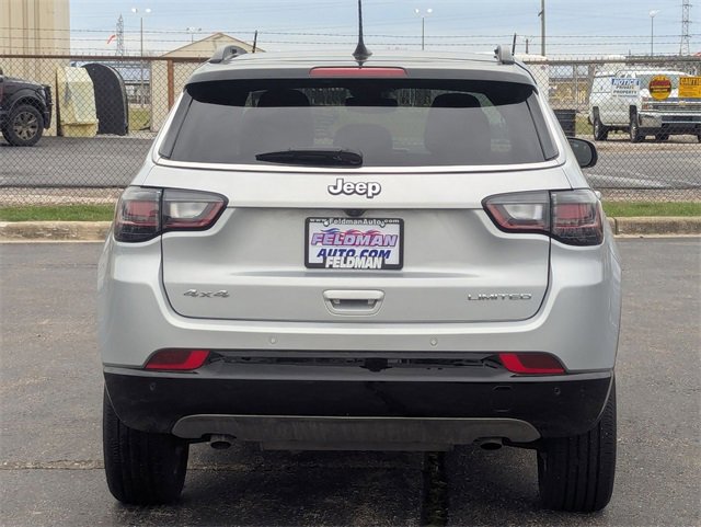 Used 2024 Jeep Compass Limited w/ Elite Group image 4