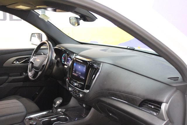 Used 2022 Chevrolet Traverse LT w/ LPO, Floor Liner Package AWD/4WD image 12