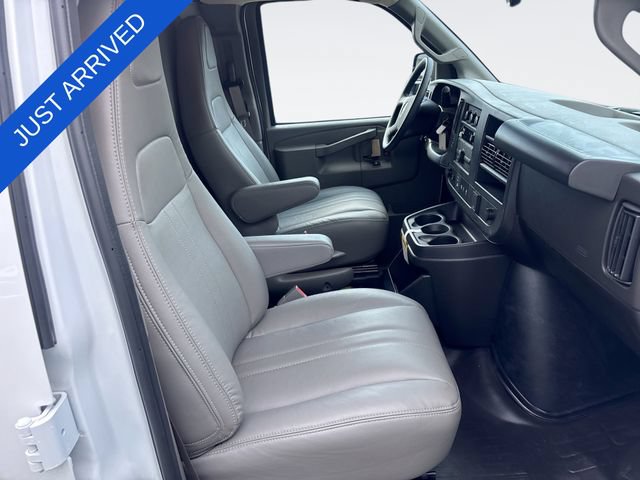 New 2026 Chevrolet Express 2500 w/ Driver Convenience Package RWD image 22