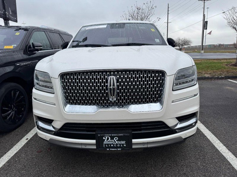 Used 2019 Lincoln Navigator L Reserve w/ Cargo Package image 2