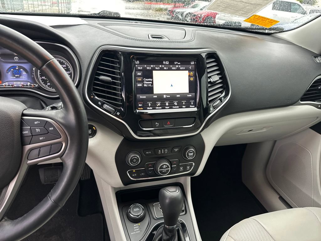Used 2019 Jeep Cherokee Limited w/ Luxury Group AWD/4WD image 21