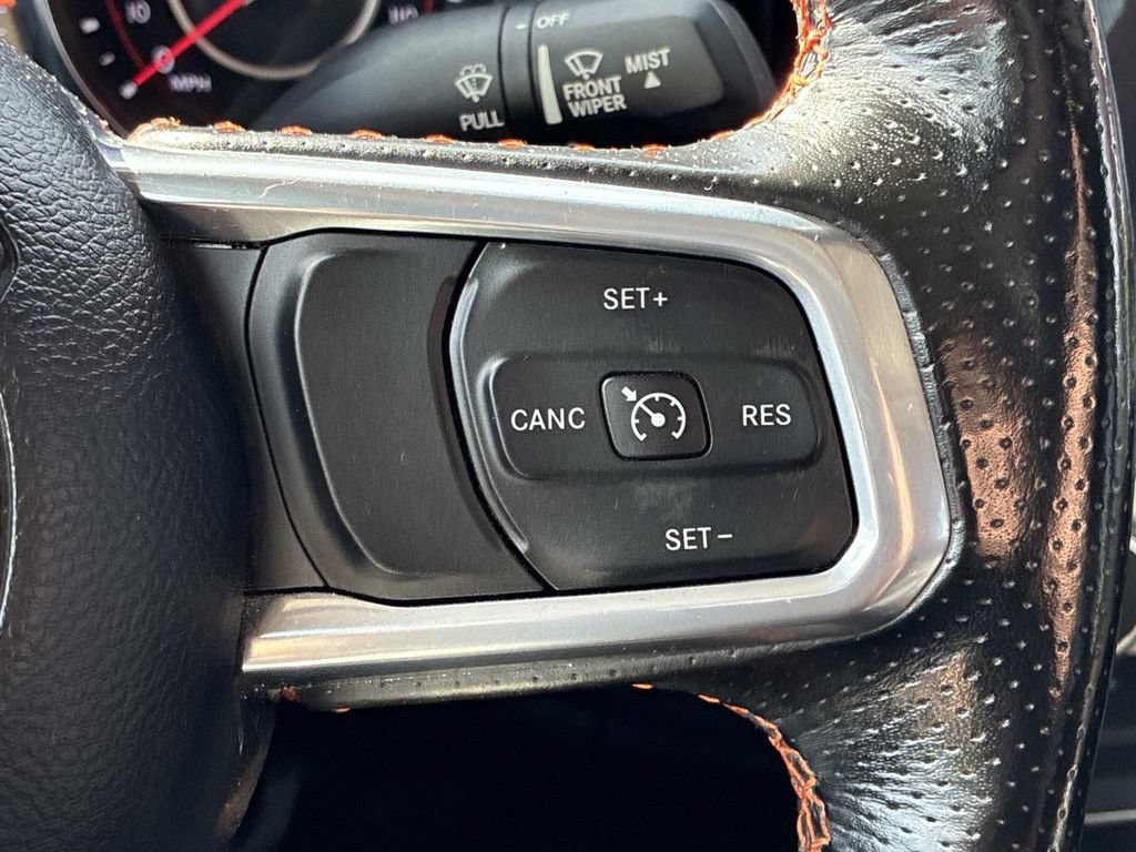 Used 2022 Jeep Gladiator Mojave w/ LED Lighting Group AWD/4WD image 35