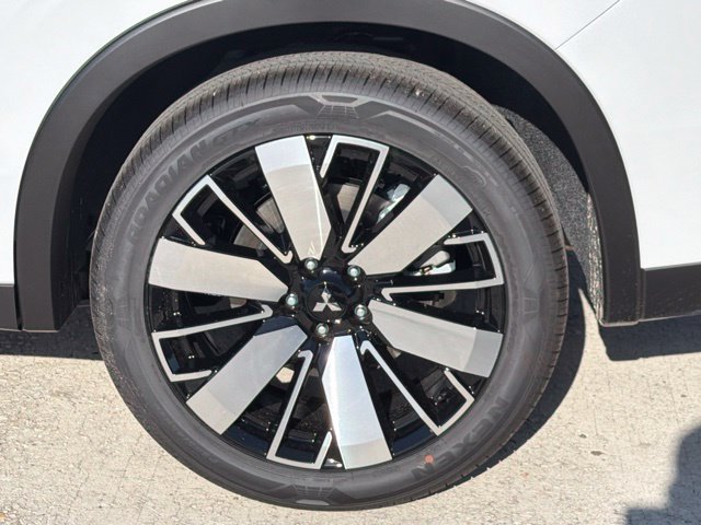New 2026 Mitsubishi Outlander SE FWD image 17